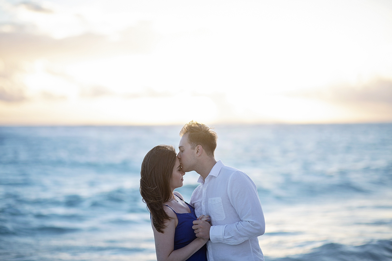 punta cana wedding photographer photoshoot on a beach with couple 34