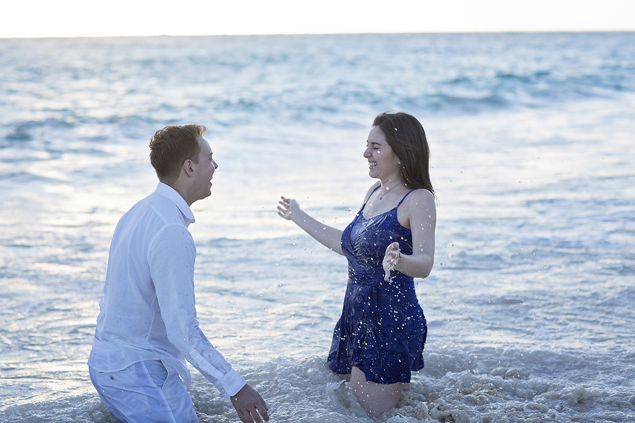 punta cana wedding photographer photoshoot on a beach with couple 51