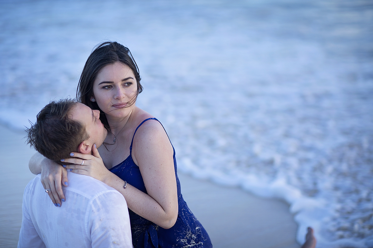 punta cana wedding photographer photoshoot on a beach with couple 61